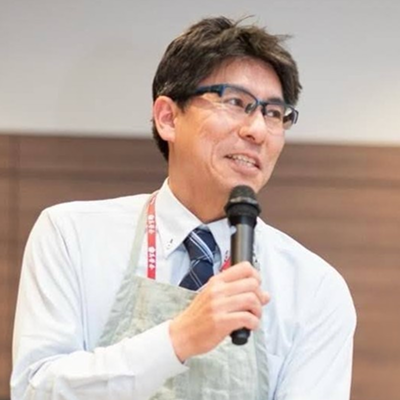 足立 泰次郎先生の写真